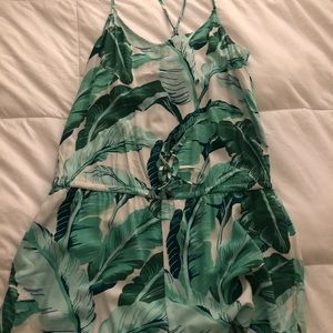 Old navy palm leaf romper size medium